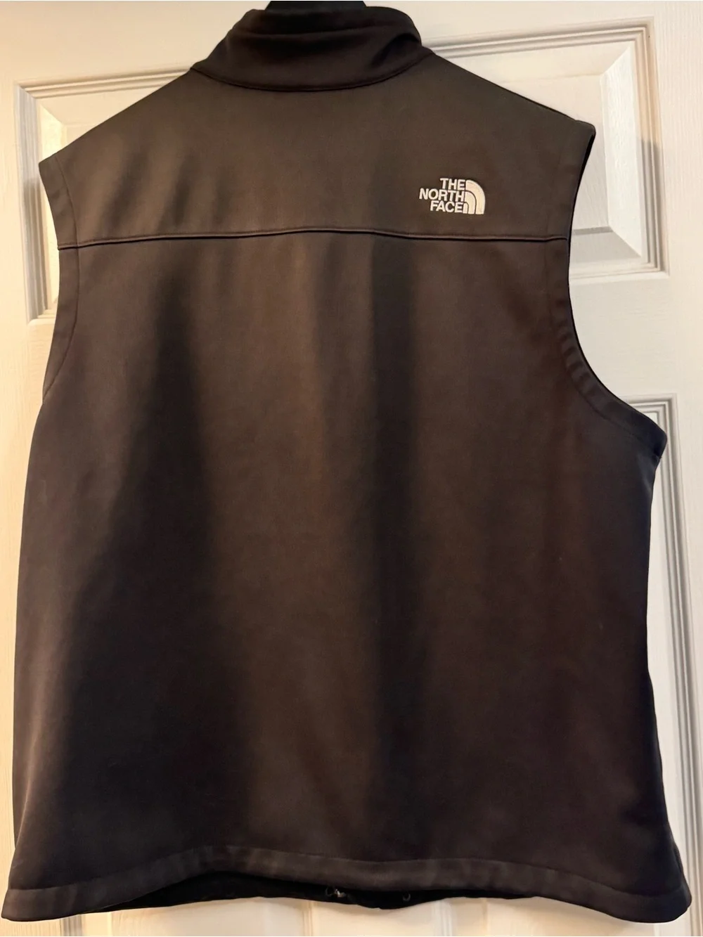 The North Face Black Softshell Men’s Vest with Zip Pockets